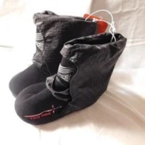 Star Wars Kylo Ren Children's Slippers - Picture 1 of 5